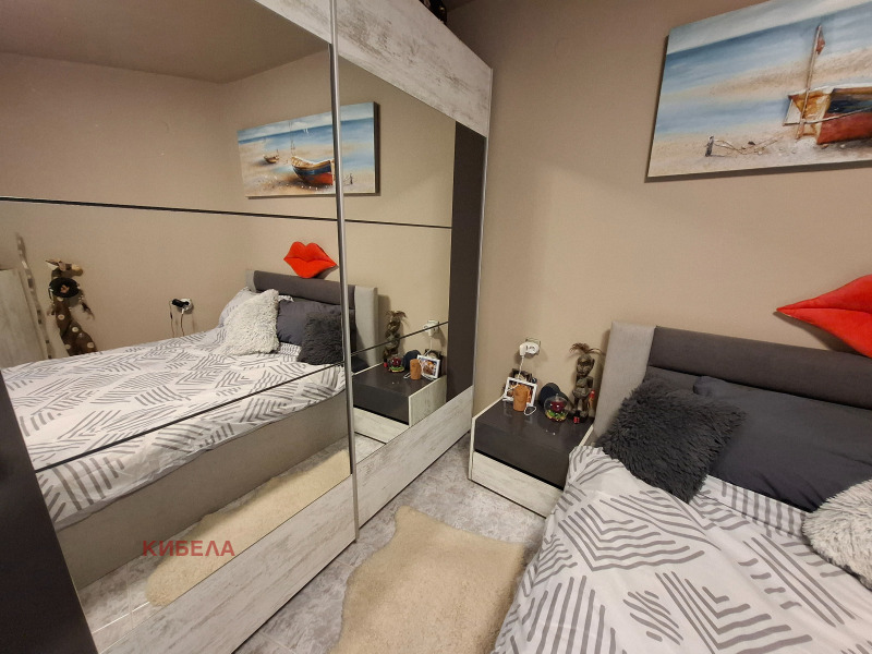 Продава 3-СТАЕН, гр. Плевен, Идеален център, снимка 3 - Апартаменти - 52986348