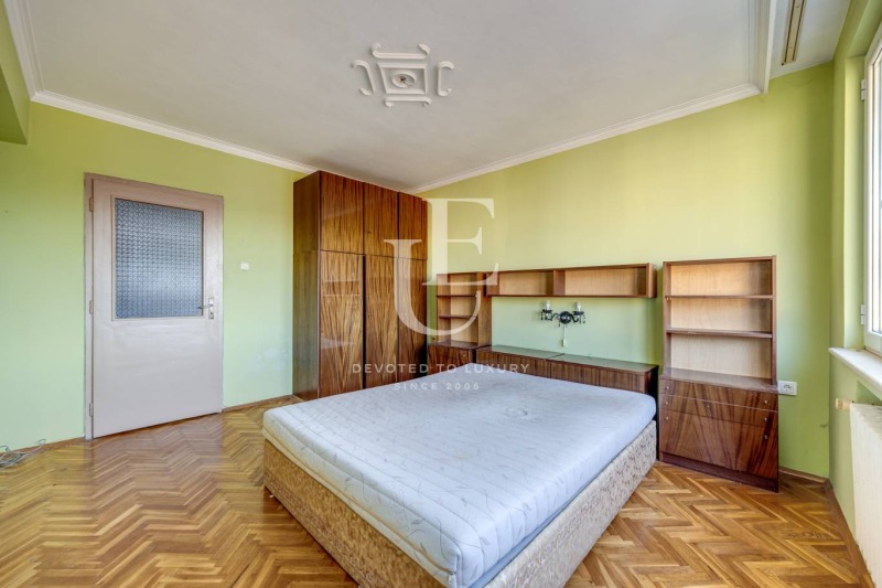 Продава 3-СТАЕН, гр. София, Център, снимка 5 - Апартаменти - 52827357