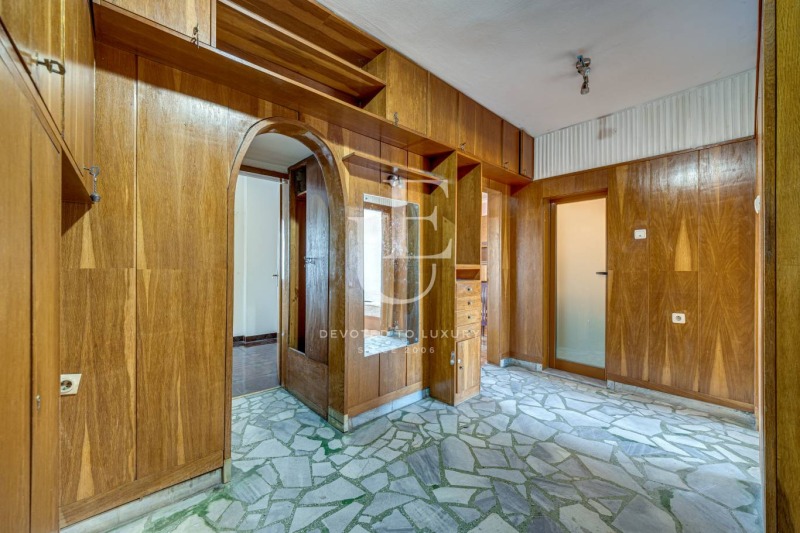 Продава 3-СТАЕН, гр. София, Център, снимка 4 - Апартаменти - 52827357