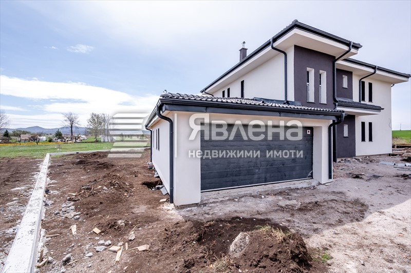 Продава КЪЩА, гр. Костинброд, област София област, снимка 2 - Къщи - 52656150