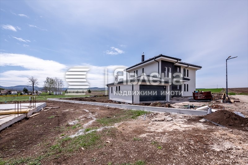 Продава КЪЩА, гр. Костинброд, област София област, снимка 4 - Къщи - 52656150