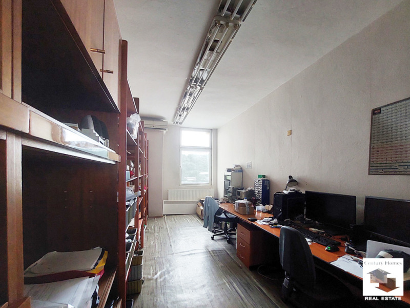 Til salg  Industribygning Veliko Tarnovo , Promishlena zona - Zapad , 299 kvm | 18848305 - billede [5]