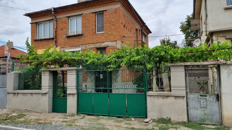 Продава КЪЩА в област Бургас, гр. Карнобат - 133 кв.м / 90 000 € » 176 024.70 лв.