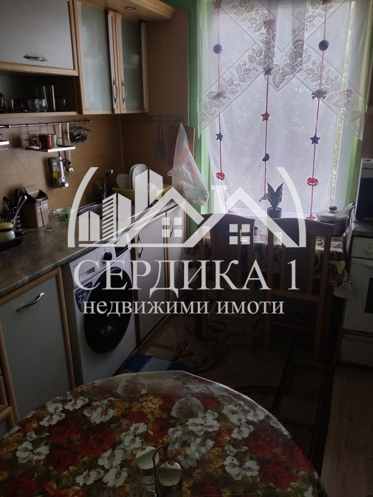 Продава 3-СТАЕН, гр. София, Център, снимка 3 - Aпартаменти - 47437694