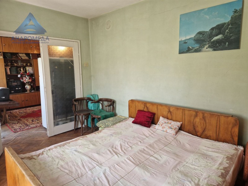 Til salg  2 soveværelser Pleven , Shirok tsentar , 93 kvm | 31674705 - billede [12]