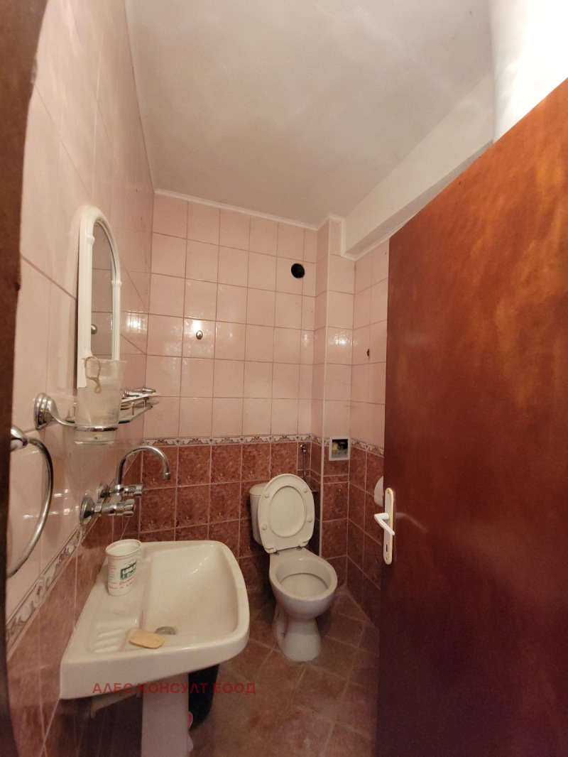 Til salg  Hus region Plovdiv , Belashtitsa , 290 kvm | 84278237 - billede [4]
