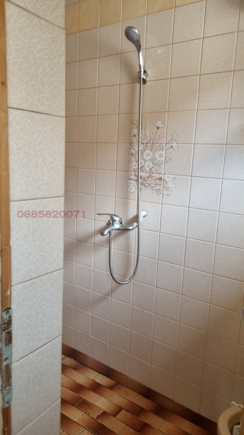 Продава КЪЩА, гр. Карнобат, област Бургас, снимка 10 - Къщи - 52784180