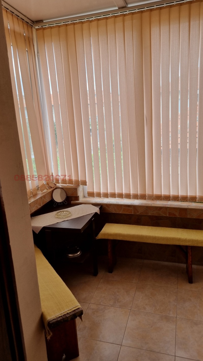 Продава КЪЩА, гр. Карнобат, област Бургас, снимка 6 - Къщи - 52784180