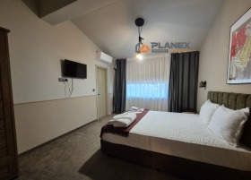 Hotel m-t Ewksinograd, Warna 11