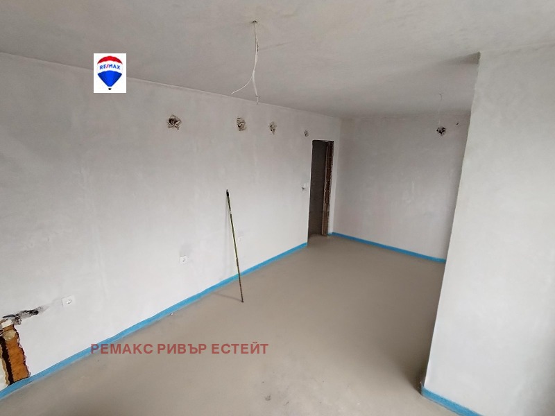 Продава 2-СТАЕН, гр. Русе, Център, снимка 2 - Апартаменти - 52703320