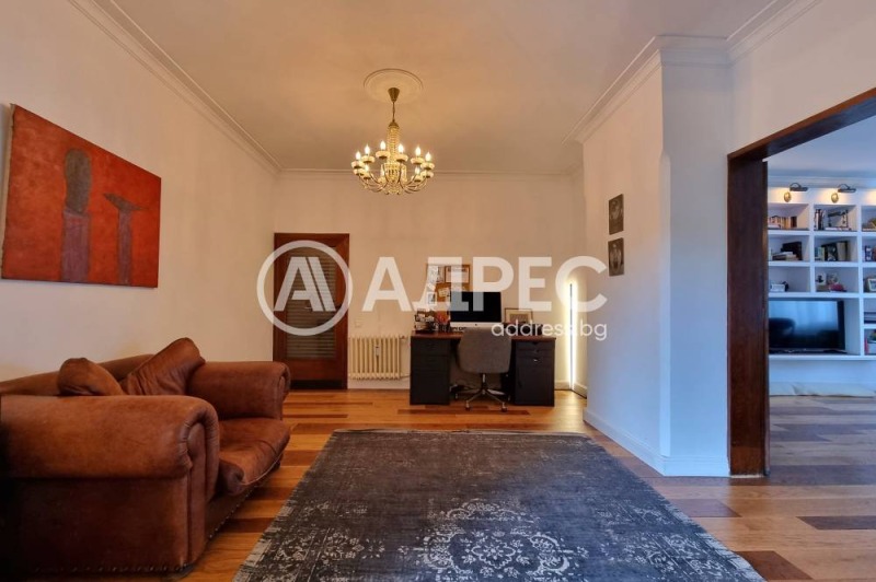 Na sprzedaż  2 sypialnie Sofia , Centar , 130 mkw | 79740062 - obraz [2]