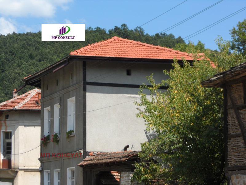 In vendita  Casa regione Lovech , Dalbok dol , 120 mq | 61913176