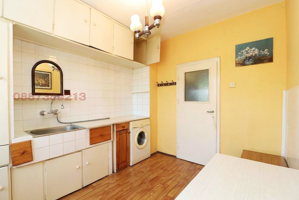 Продава 3-СТАЕН, гр. Русе, Здравец, снимка 2 - Апартаменти - 55421653