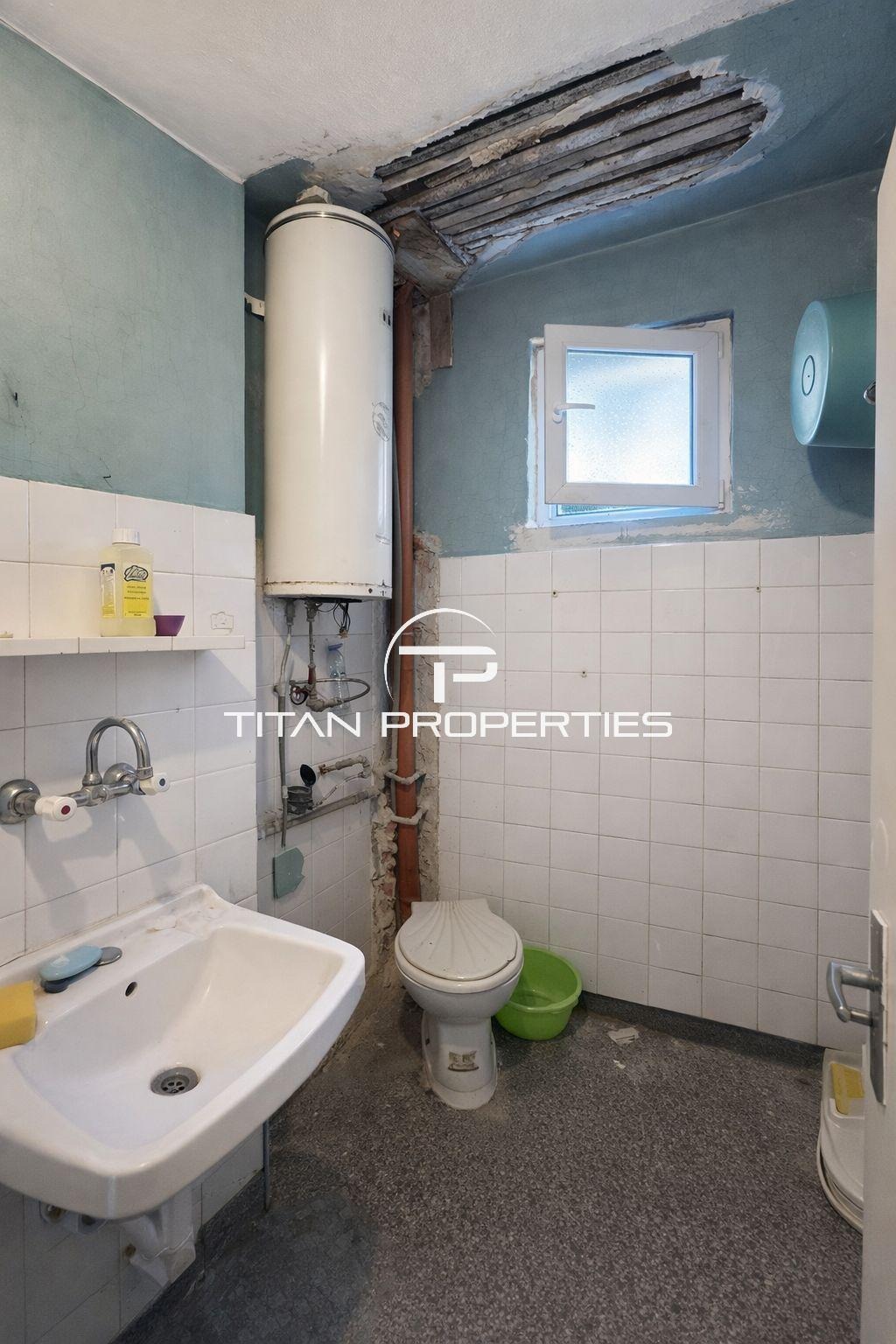 Продава ЕТАЖ ОТ КЪЩА, гр. Пловдив, Съдийски, снимка 9 - Етаж от къща - 52721224