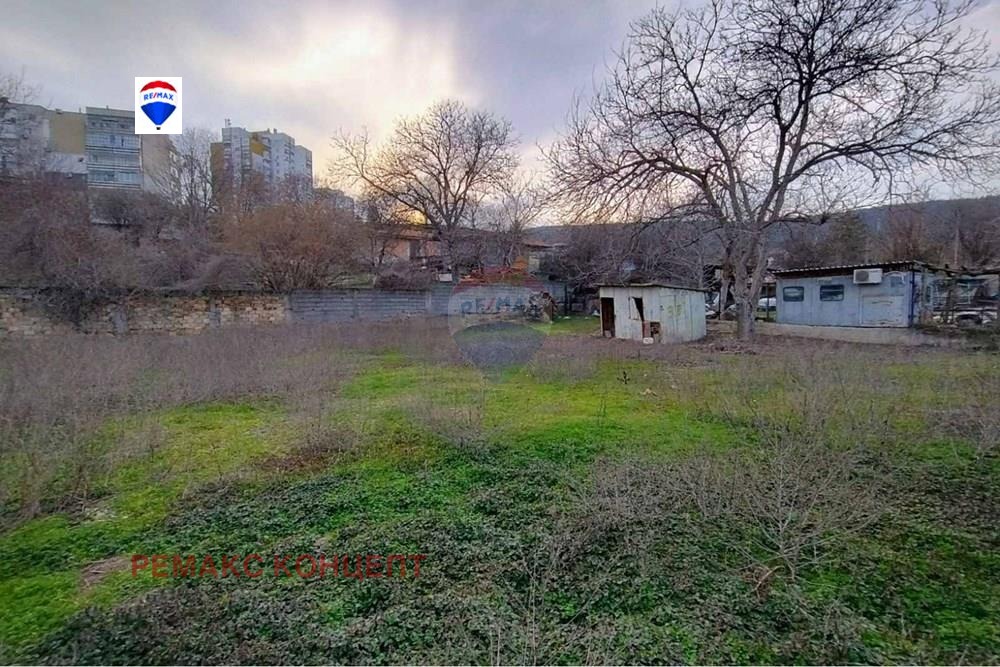 Продава ПАРЦЕЛ, гр. Шумен, м-т Под Манастира, снимка 2 - Парцели - 53945017