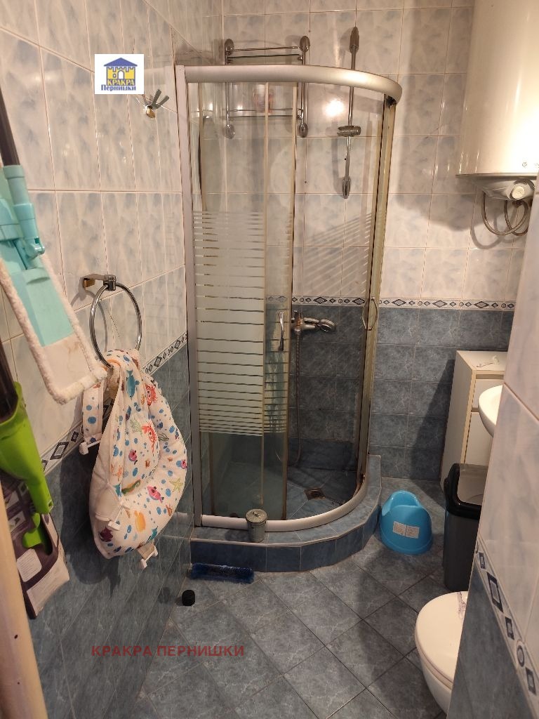 Продава  1-стаен град Перник , Могиличе , 46 кв.м | 34453963 - изображение [6]