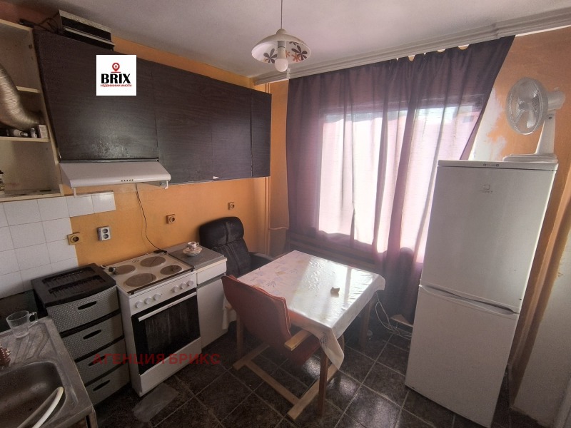 Продава 2-СТАЕН, гр. Русе, Възраждане, снимка 5 - Апартаменти - 52570288