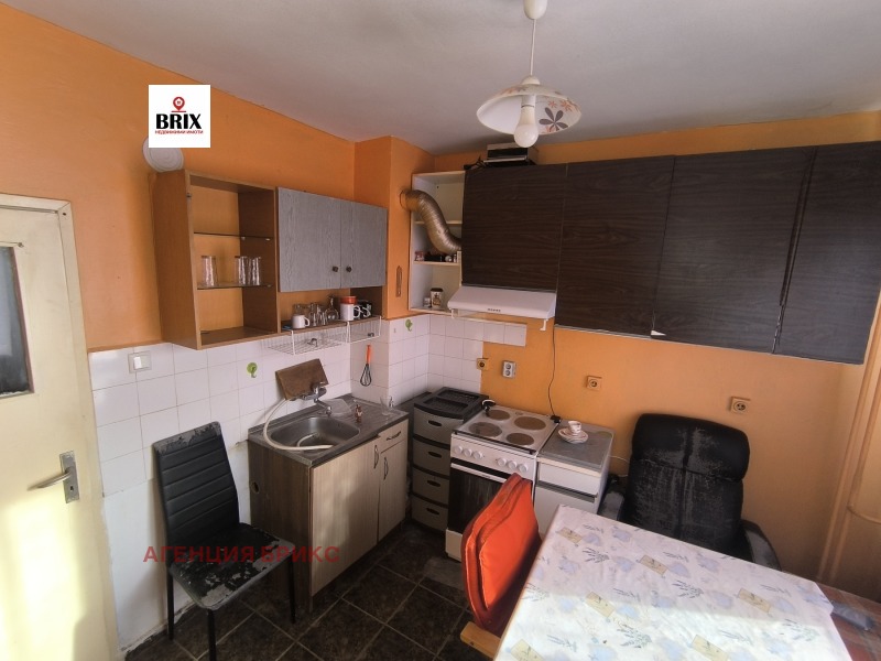 Продава 2-СТАЕН, гр. Русе, Възраждане, снимка 6 - Апартаменти - 52570288