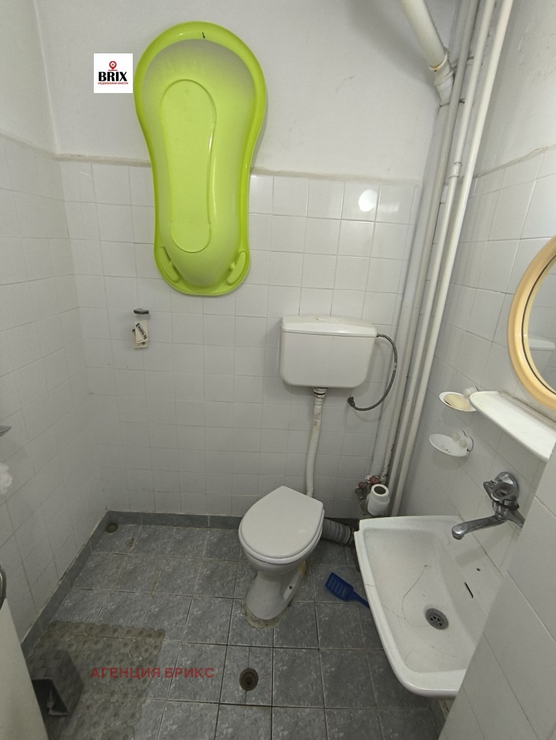 Продава 2-СТАЕН, гр. Русе, Възраждане, снимка 8 - Апартаменти - 52570288