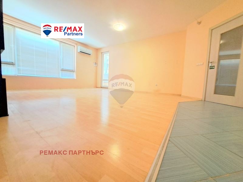 De vânzare  2 dormitoare Varna , Vâzrajdane 1 , 94 mp | 43396509 - imagine [2]