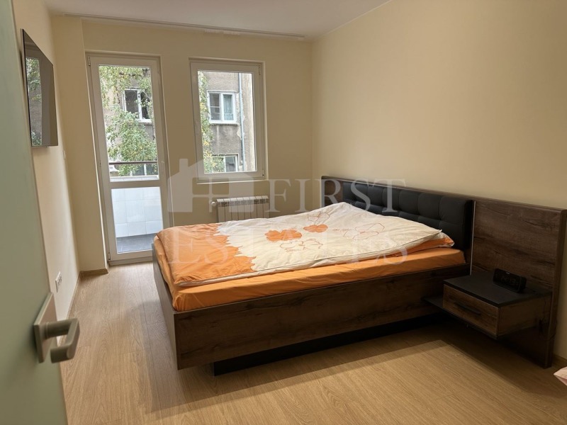 Продава 4-СТАЕН, гр. София, Център, снимка 6 - Апартаменти - 53593229