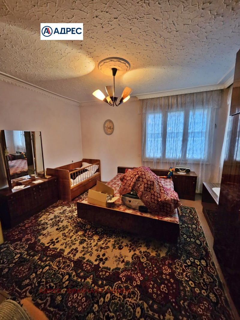 Продава ЕТАЖ ОТ КЪЩА, гр. Плевен, Сторгозия, снимка 8 - Етаж от къща - 53496671