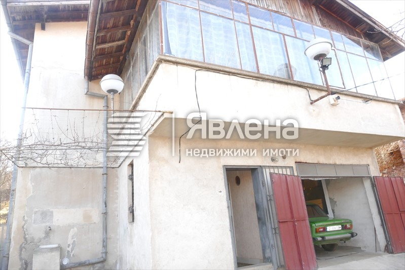 Продава КЪЩА, с. Извор, област София област, снимка 11 - Къщи - 54419282