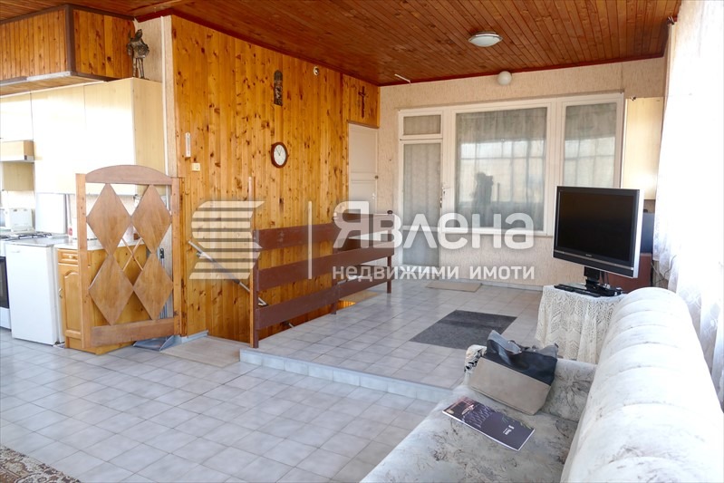 Продава КЪЩА, с. Извор, област София област, снимка 15 - Къщи - 54419282