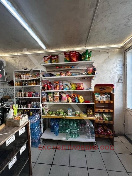 Продава МАГАЗИН, гр. Пловдив, Тракия, снимка 2 - Магазини - 54241256