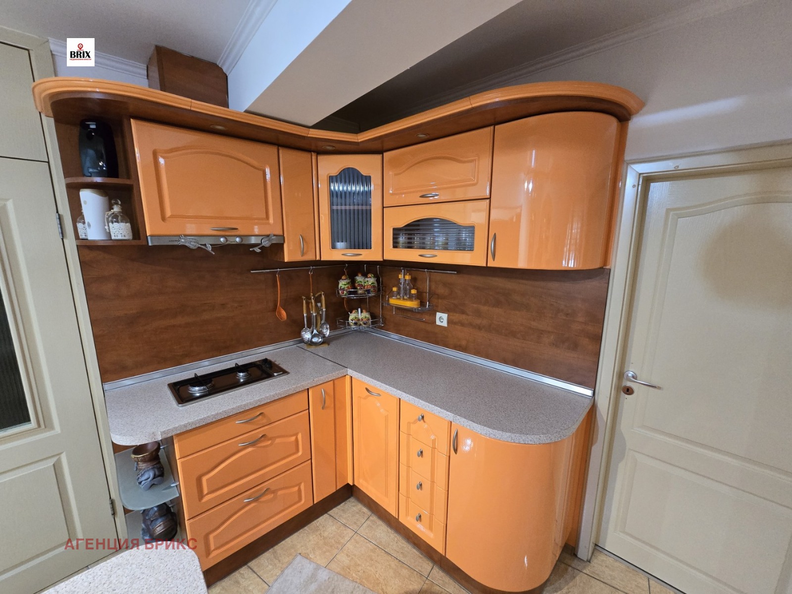 Продава 3-СТАЕН, гр. Русе, Широк център, снимка 2 - Апартаменти - 52809257
