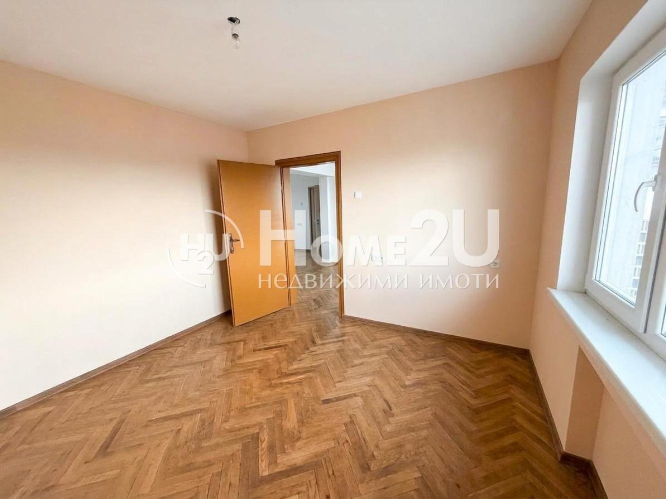 Продава МНОГОСТАЕН, гр. Шумен, Център, снимка 9 - Апартаменти - 53960095
