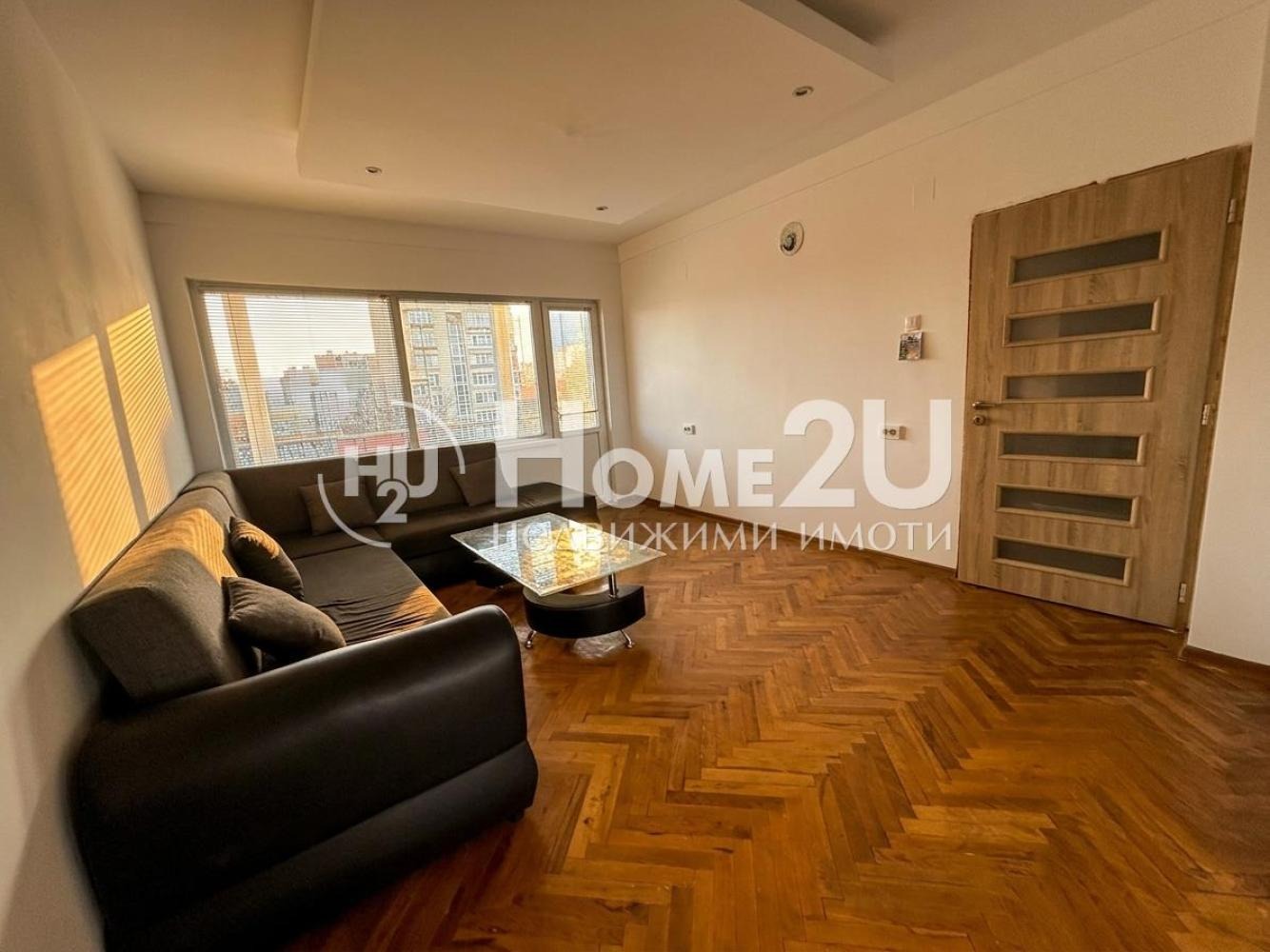 Продава МНОГОСТАЕН, гр. Шумен, Център, снимка 2 - Апартаменти - 53960095