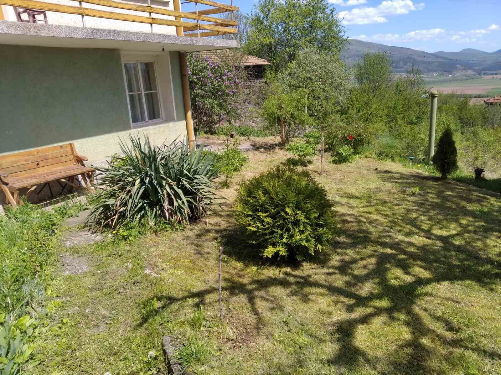 Продава КЪЩА, с. Студен извор, област Перник, снимка 2 - Къщи - 51028970