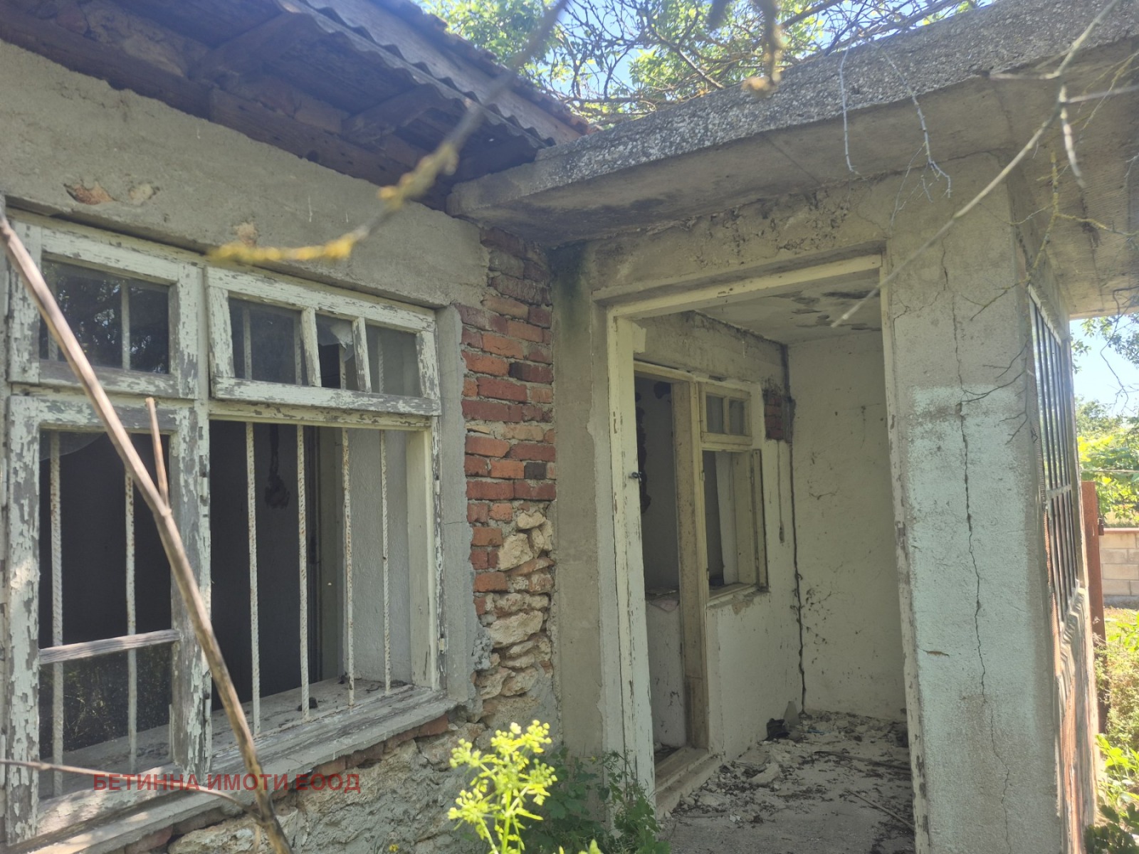 Продава КЪЩА, с. Храброво, област Добрич, снимка 2 - Къщи - 54999217