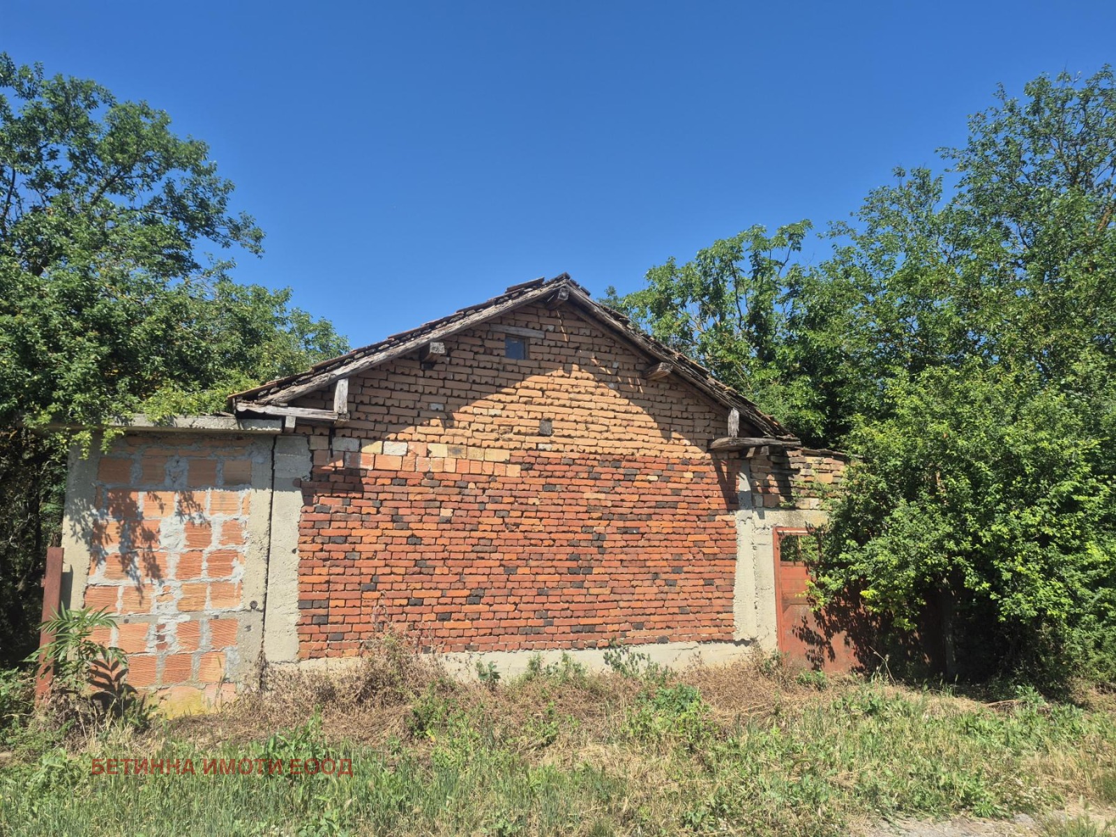 Продава КЪЩА, с. Храброво, област Добрич, снимка 6 - Къщи - 54999217