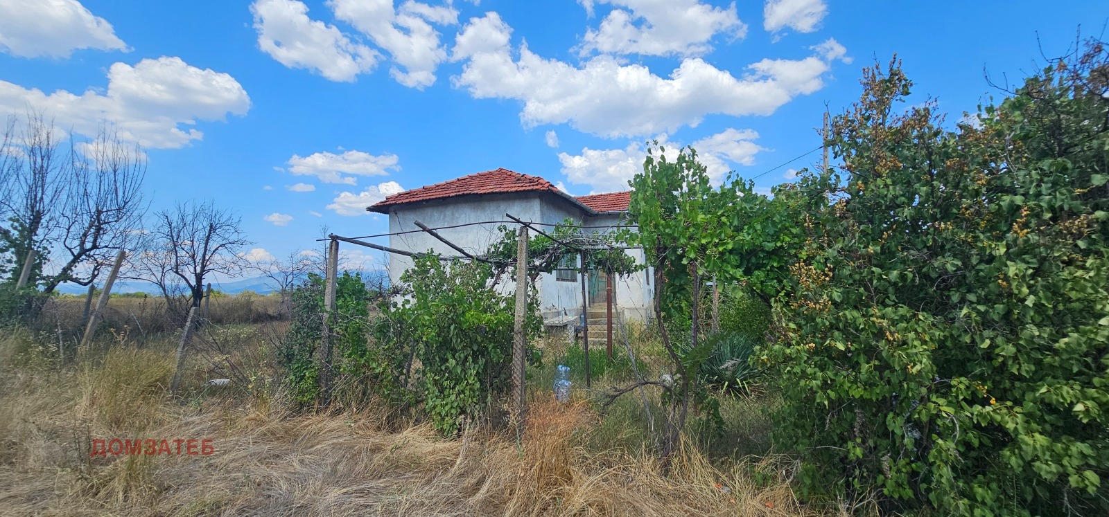Продава КЪЩА, с. Слокощица, област Кюстендил