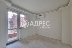 Многостаен град София, Център 10