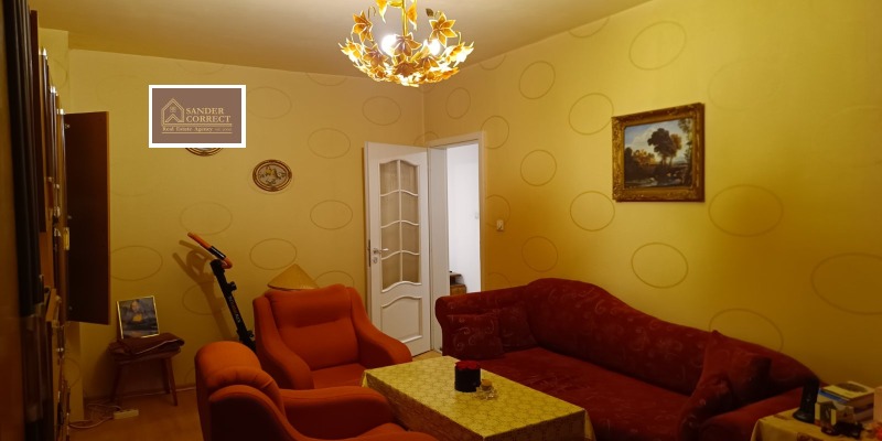 Продава 3-СТАЕН, гр. София, Младост 2