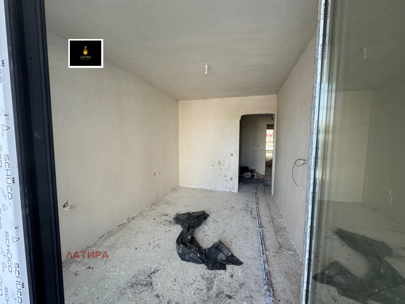 Na prodej  1 ložnice Sofia , Malinova dolina , 149 m2 | 42234312 - obraz [8]