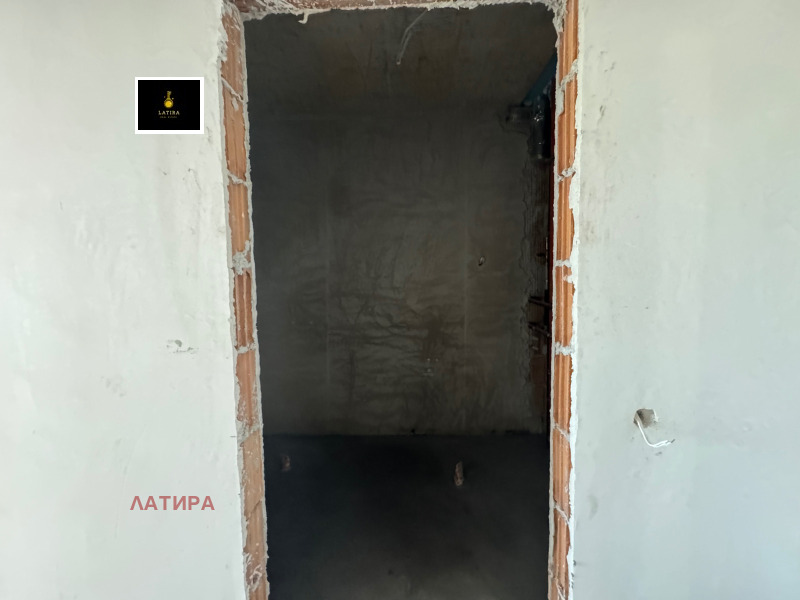 Na prodej  1 ložnice Sofia , Malinova dolina , 149 m2 | 42234312 - obraz [11]