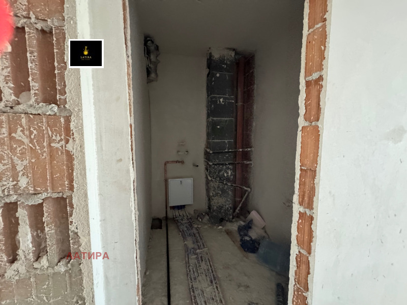 Na prodej  1 ložnice Sofia , Malinova dolina , 149 m2 | 42234312 - obraz [10]