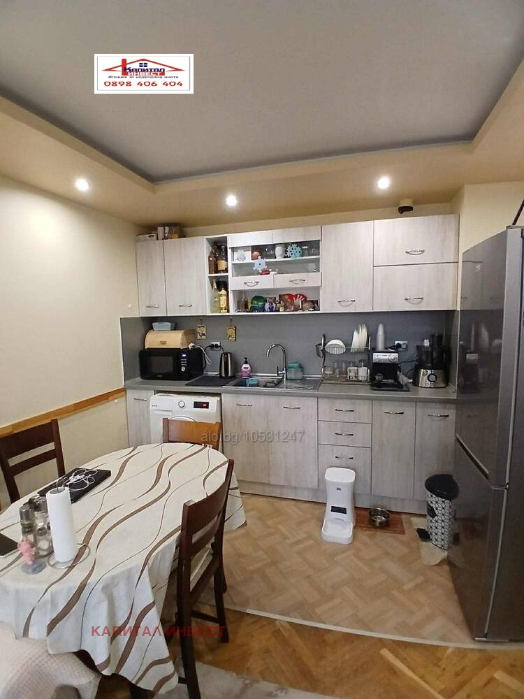 Продава 4-СТАЕН, гр. Благоевград, Струмско, снимка 2 - Апартаменти - 53510825