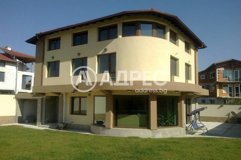 Til salg  Hus region Sofia , Bozhurishte , 339 kvm | 41659649