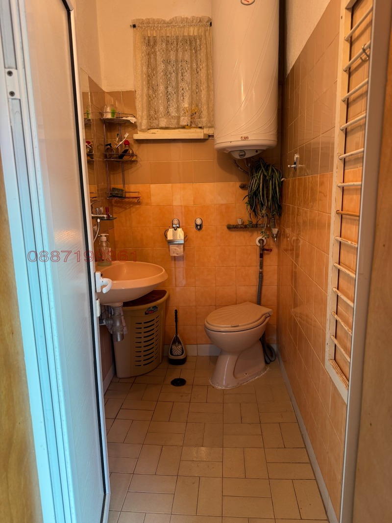 Продава КЪЩА, гр. Плевен, Широк център, снимка 16 - Къщи - 52782154