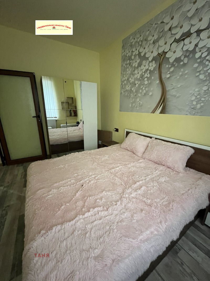 Na prodej  2 ložnice Pernik , Tvardi livadi , 63 m2 | 93654793 - obraz [13]
