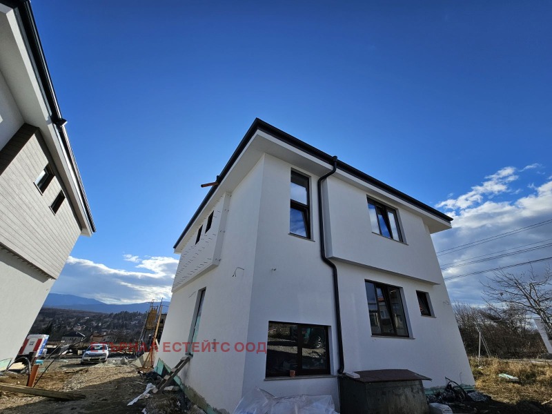 Till salu  Hus Sofia , Bankja , 357 kvm | 99887018 - bild [4]