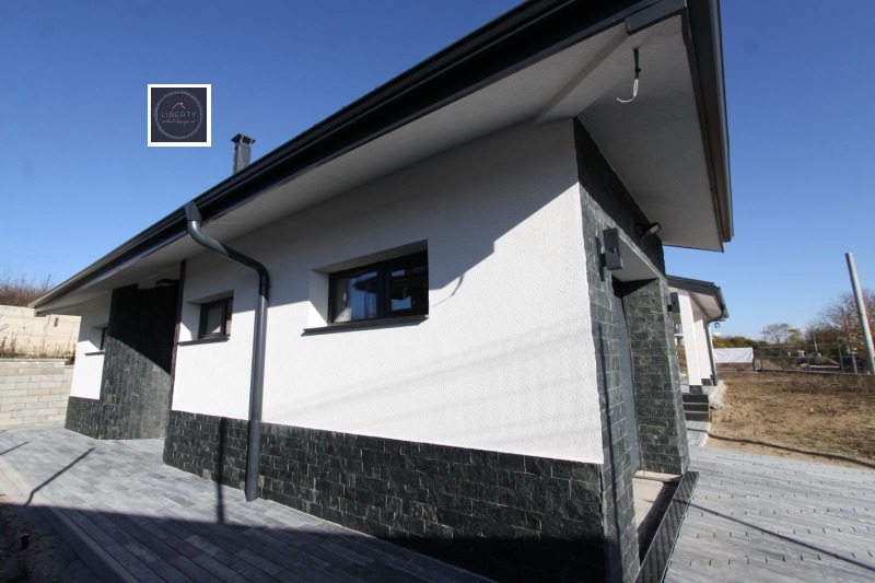 Продава КЪЩА, с. Гурмазово, област София област, снимка 3 - Къщи - 52616451