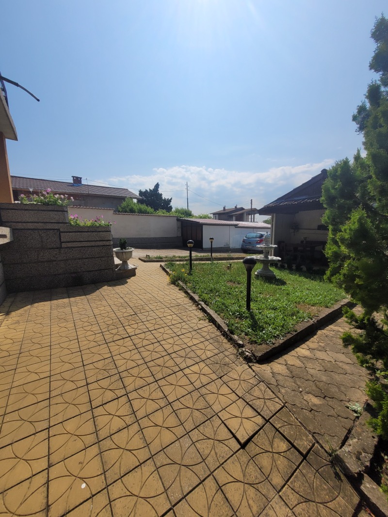 Продава  Къща област Плевен , с. Гривица , 475 кв.м | 50646789 - изображение [2]