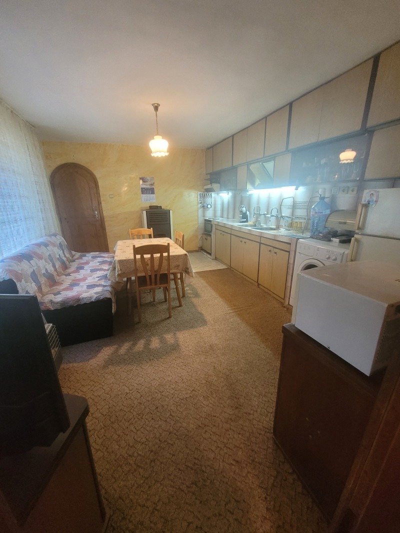 Продава  Къща област Плевен , с. Гривица , 475 кв.м | 50646789 - изображение [14]