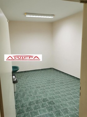 Büro Kameniza 1, Plowdiw 4